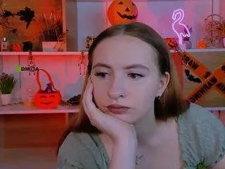 laura-sween from CamSoda is Freechat