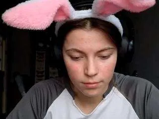 leesaft from CamSoda is Freechat