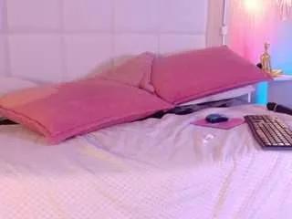 leoniewinters from CamSoda is Freechat