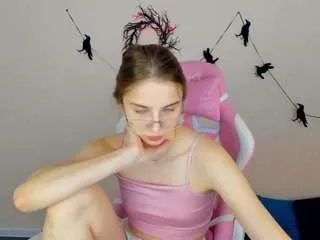 lina-reeds from CamSoda is Freechat