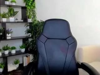 linaflawless from CamSoda is Freechat