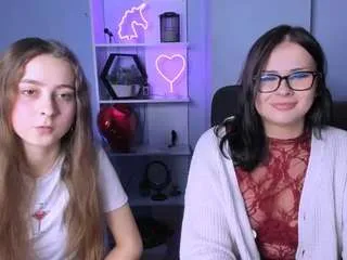 linda-fix from CamSoda is Freechat