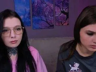 lisa-dark from CamSoda is Freechat