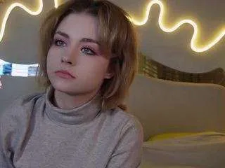 litt1eemily from CamSoda is Freechat