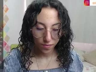 Little-ammy from CamSoda