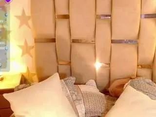 liz-quinny from CamSoda is Freechat