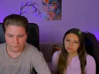 lorel-love from CamSoda is Freechat