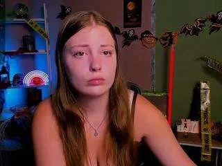 luna-blooming from CamSoda is Freechat