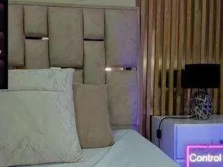 luna-naughty1 from CamSoda is Freechat
