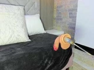 luna-naughty1 from CamSoda is Freechat