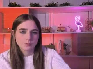 luna-tin from CamSoda is Freechat