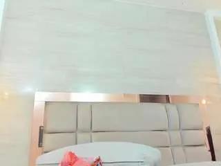 madison-summer from CamSoda is Freechat