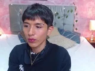 maximilianohot24 from CamSoda is Freechat