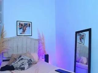 megan-curv from CamSoda is Freechat