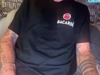 michealvic from CamSoda is Freechat
