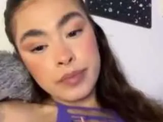 michelleroos from CamSoda is Freechat