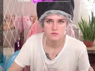 Midniggghtsun from CamSoda