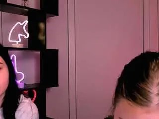 Miki-ti from CamSoda