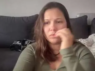 minettesexy1 from CamSoda is Freechat