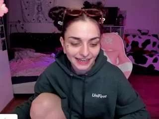mollydoorsis from CamSoda