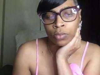 mshoneydoll25 from CamSoda is Freechat