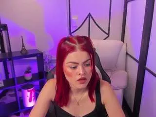 Nahomirichards from CamSoda