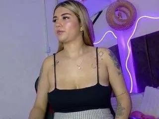 natashaa-black from CamSoda is Freechat