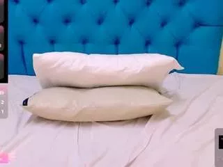 Nayla-garner from CamSoda