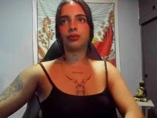 nessaa88 from CamSoda is Freechat