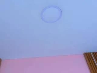 nickybanks1 from CamSoda is Freechat