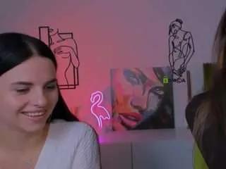 nicole-muah from CamSoda is Freechat