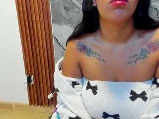 nikitaa20 on CamSoda 