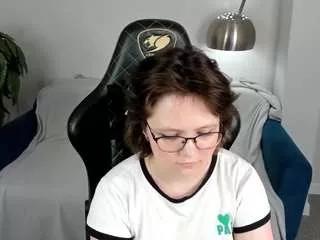 Nina-luna from CamSoda