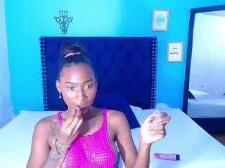 nnocent-sexy-lady from CamSoda is Freechat