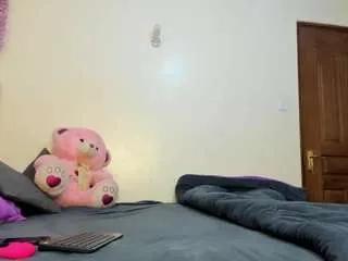 paradise-foxxx from CamSoda
