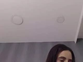 Pregnant-amira from CamSoda