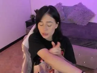 purple-slut from CamSoda is Freechat