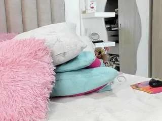 queen-antonella-oficial from CamSoda is Freechat