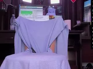 Raissasky from CamSoda