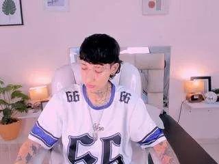 ravengreen from CamSoda is Freechat