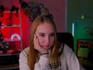 rebecca-smile from CamSoda is Freechat