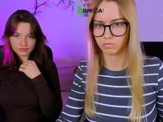 rebecca-smile from CamSoda is Freechat