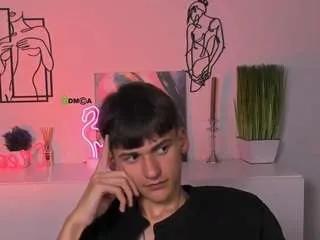 rico-steel from CamSoda is Freechat