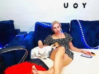 Girls: try live performances with matured performers, from dancing to quirks, in a variety of beautiful sex cams.