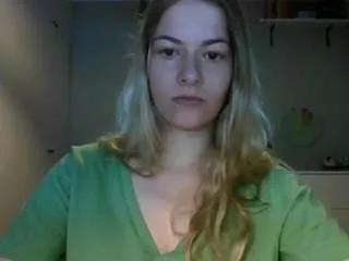 rosiejune from CamSoda is Freechat