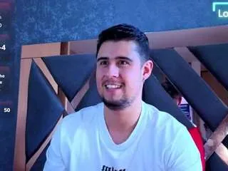 ryan-evanss from CamSoda is Freechat