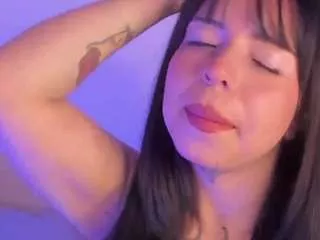 Saharayumm from CamSoda