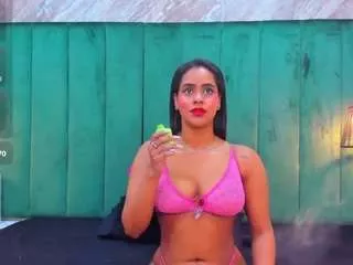 Saraa-liz from CamSoda