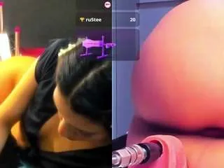 selenakyle92 from CamSoda is Freechat