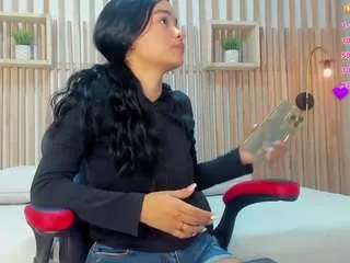sharon-fennel from CamSoda is Freechat